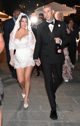 Portofino, ITALY - Kourtney Kardashian and Travis Barker get married in Portofino.Pictured: Kourtney Kardashian, Travis BarkerBACKGRID USA 22 MAY 2022 BYLINE MUST READ: Cobra Team / BACKGRIDUSA: +1 310 798 9111 / usasales@backgrid.comUK: +44 208 344 2007 / uksales@backgrid.com*UK Clients - Pictures Containing ChildrenPlease Pixelate Face Prior To Publication*